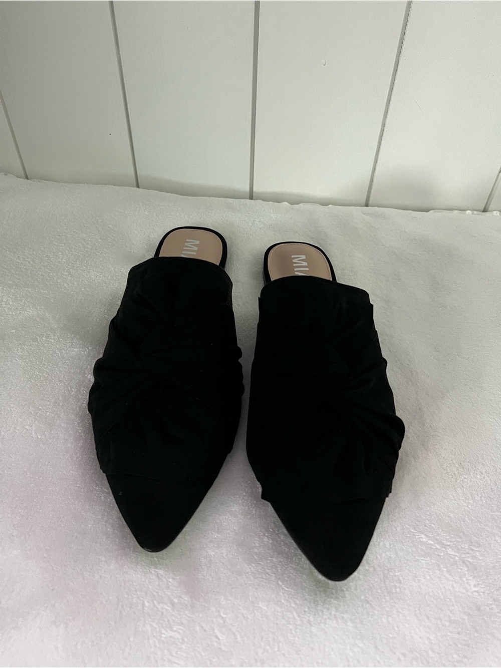 MIA Black Pointed Knot-Detail Slip-On Mules